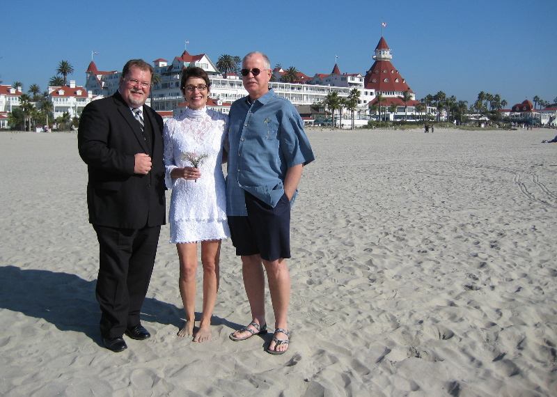 Elope to San Diego | Elope San Diego | www.elopetosandiego.com | (619) 66-ELOPE | (619) 663-5673